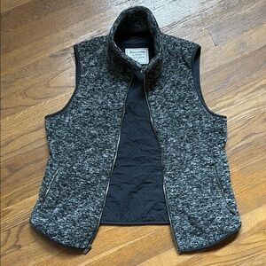 Abercrombie & Fitch Charcoal Textured Vest